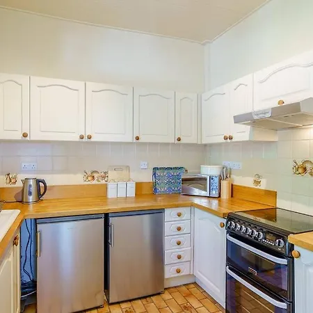 Holiday home Mill Race At Broughton Sanctuary *