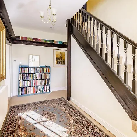 Mill Race At Broughton Sanctuary Holiday home