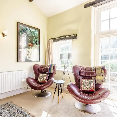 Mill Race At Broughton Sanctuary Holiday home Skipton